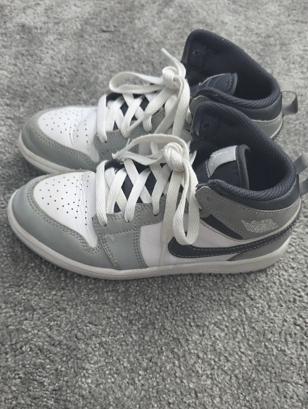 Nike smoke grey